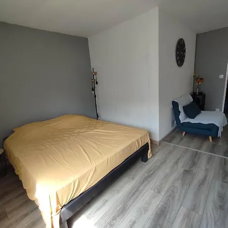 Appartement De 25m² - 30m De La - Barcares *